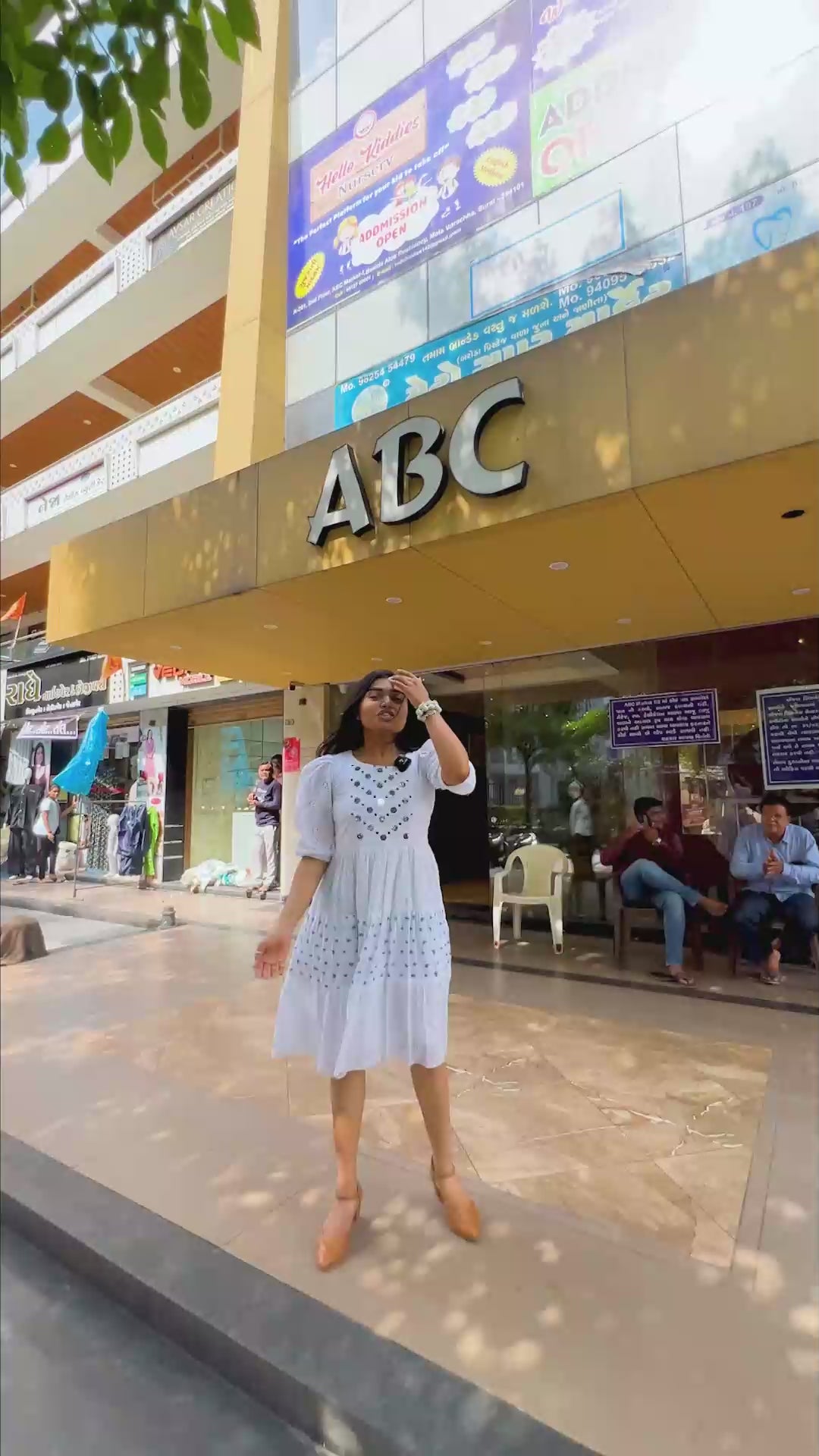 InfluencerHennyMakwanaPromotionReelsbyVictoryBrandAgency